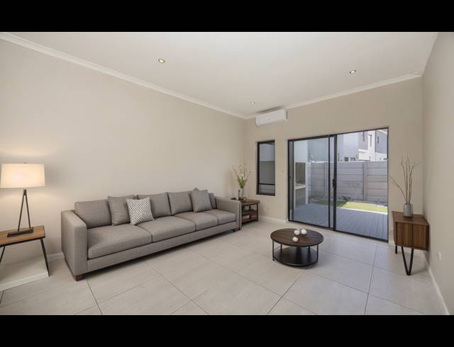 2 BEDROOM HOUSE FOR SALE IN PARKLANDS NORTH
